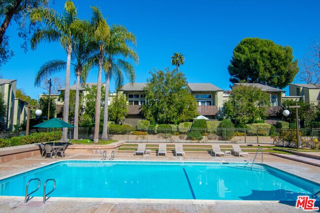 Building Photo - 4810 Hollow Corner Rd