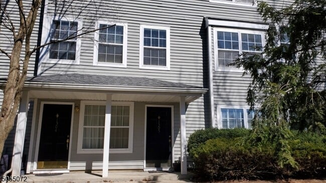 Primary Photo - 1305 Paddington Rd