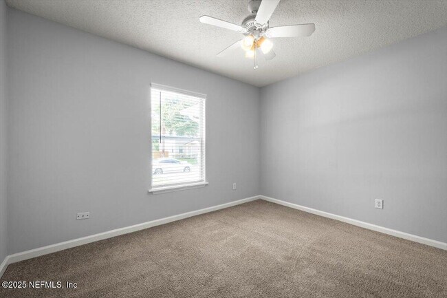 Building Photo - 705 Rembrandt Ave