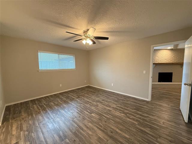 Building Photo - 1920 N Floyd Rd