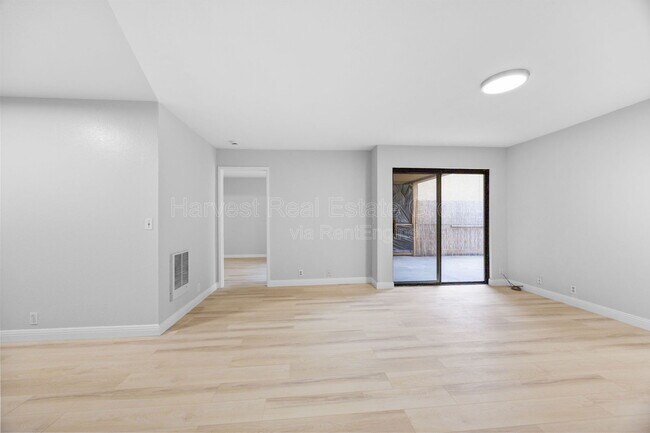 Building Photo - 16006 E 14th St