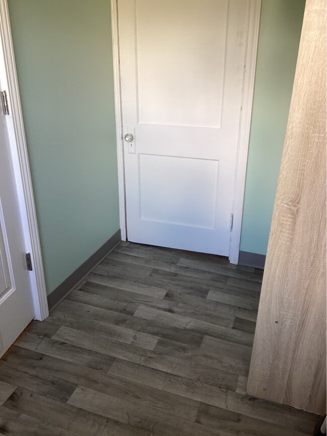 Building Photo - 868 NW 6th St