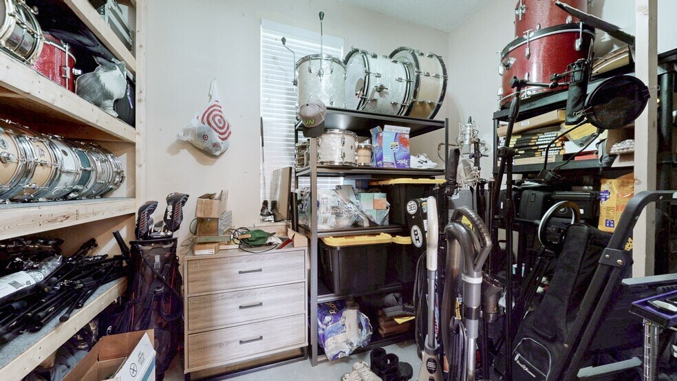 Building Photo - 604 Old Lebanon Dirt Rd