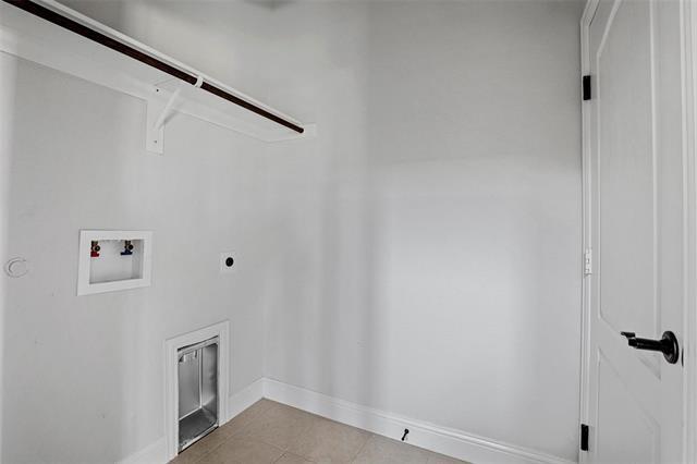 Building Photo - 508 Bush Ave