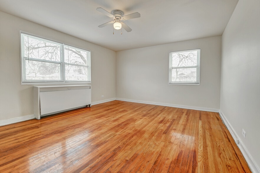 Building Photo - Chatham Grove