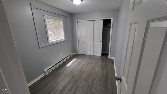 Building Photo - 86 N Holmes Ave