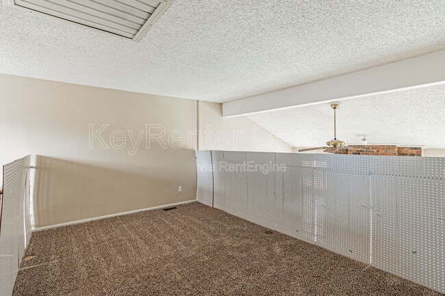 Building Photo - 14129 E Warren Pl