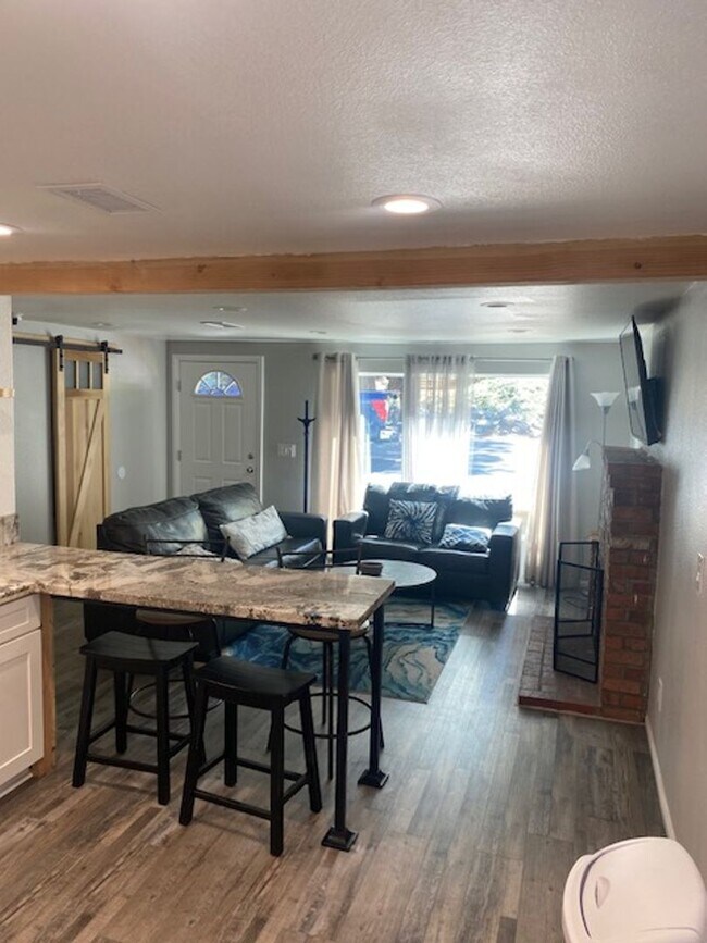 Building Photo - WRIGHTWOOD HOME
