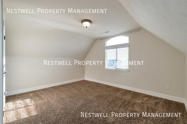 Building Photo - 10252 Eden Crest Rd