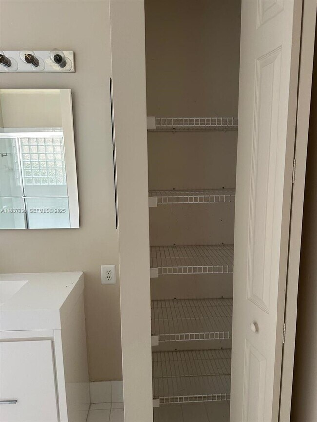 Building Photo - 18580 SW 44th St