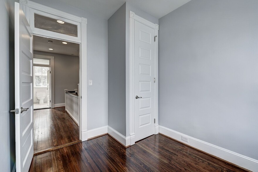 Bedroom 3 - 4112 Chesapeake St NW