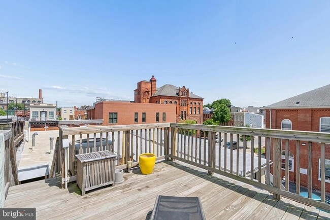 Building Photo - 1228 Patapsco St