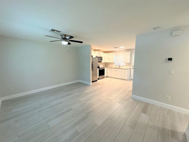 Building Photo - PB - Terrace Avenue Land Trust (2645 TA)