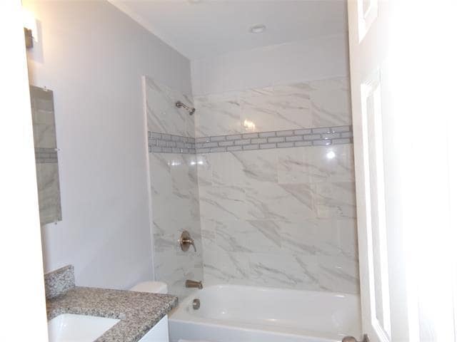Building Photo - 1241 Sleepy Hollow Dr