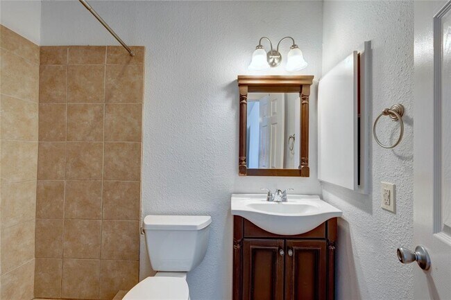 Building Photo - 2705 Nordham Dr