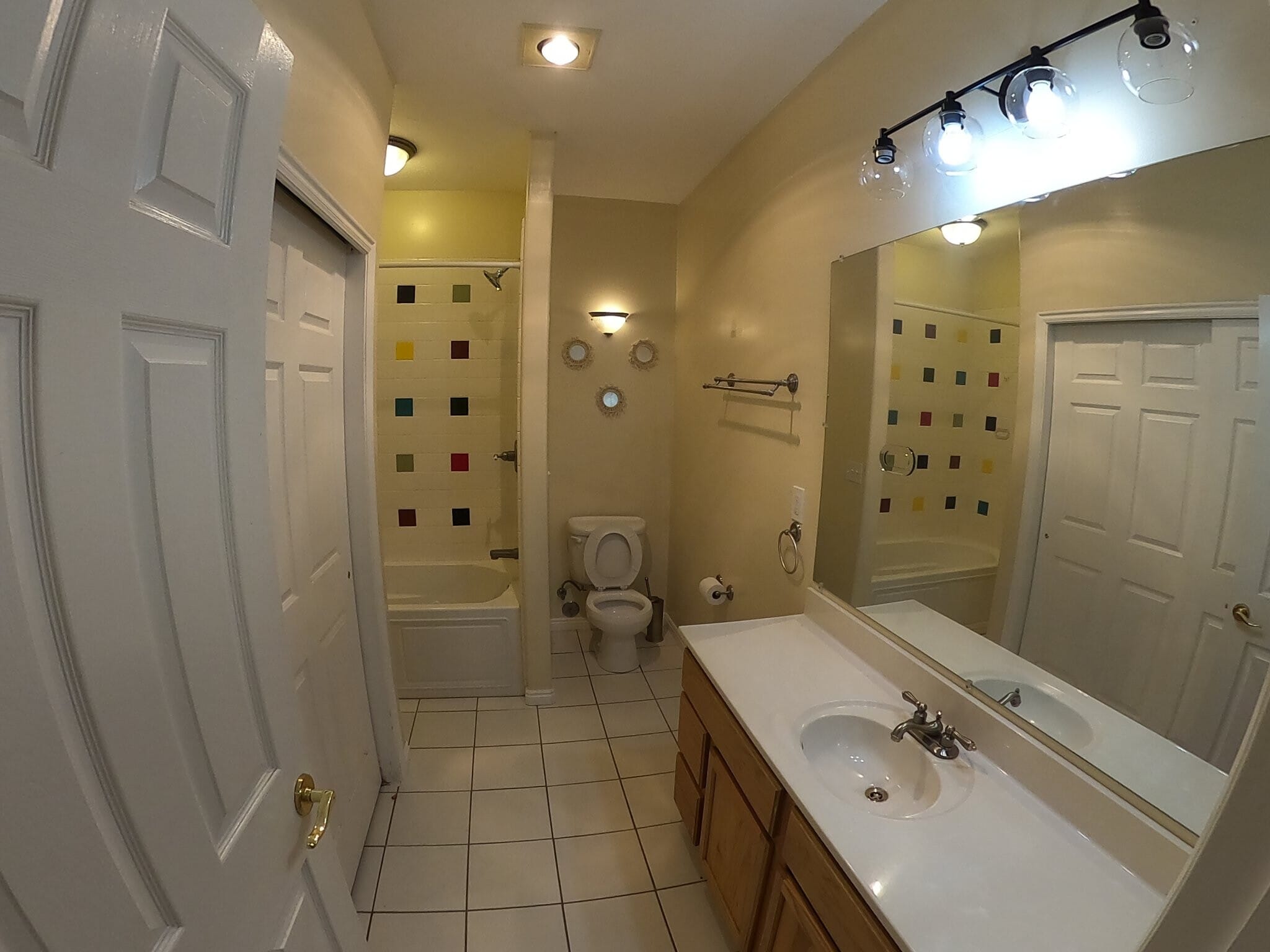 Building Photo - 5337 W Mountain Hill Dr