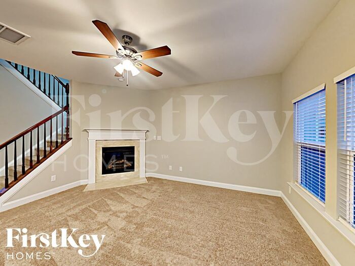 Building Photo - 12812 Cumberland Cove Dr