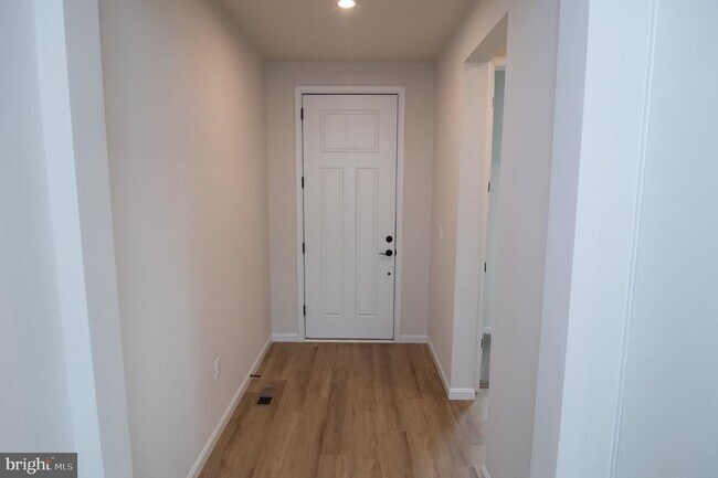 Building Photo - 35535 Aspen Wy