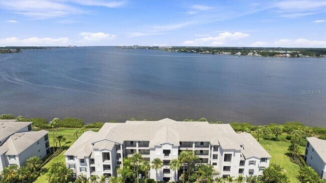 Building Photo - 920 Tidewater Shores Loop