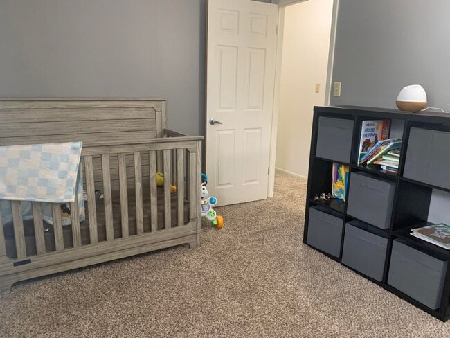 Building Photo - 138-140 Huntington Rd