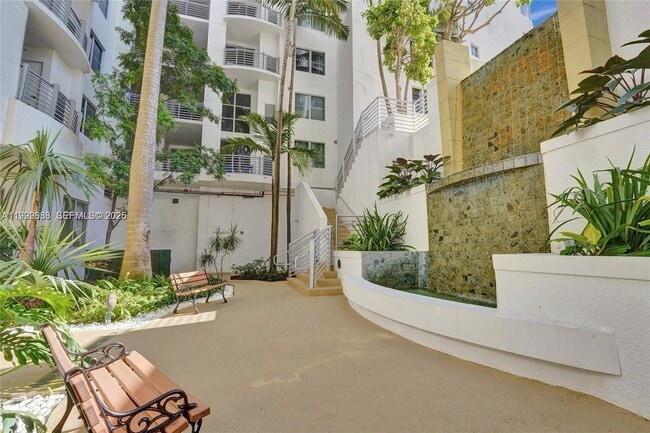 Building Photo - 1830 Radius Dr