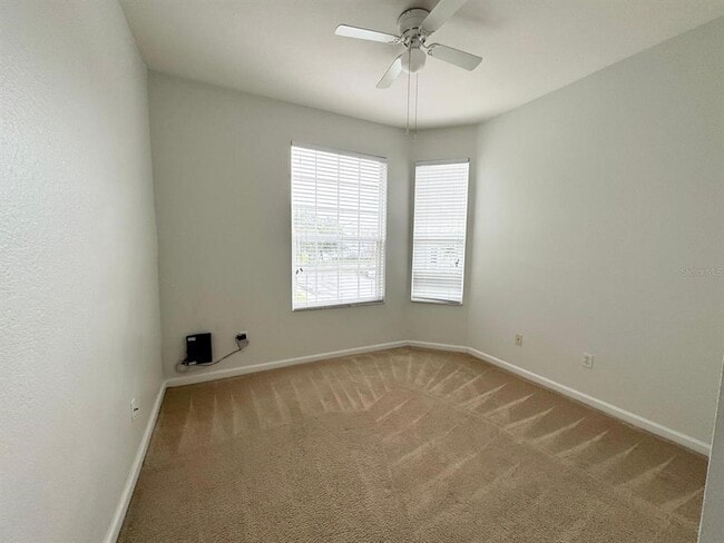 Building Photo - 8101 Coconut Palm Way