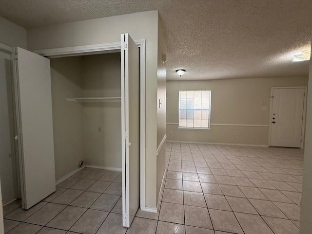 Building Photo - 1502 E San Pedro St