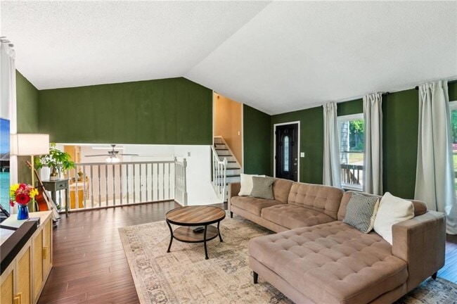 Building Photo - 355 Cross Creek Pl