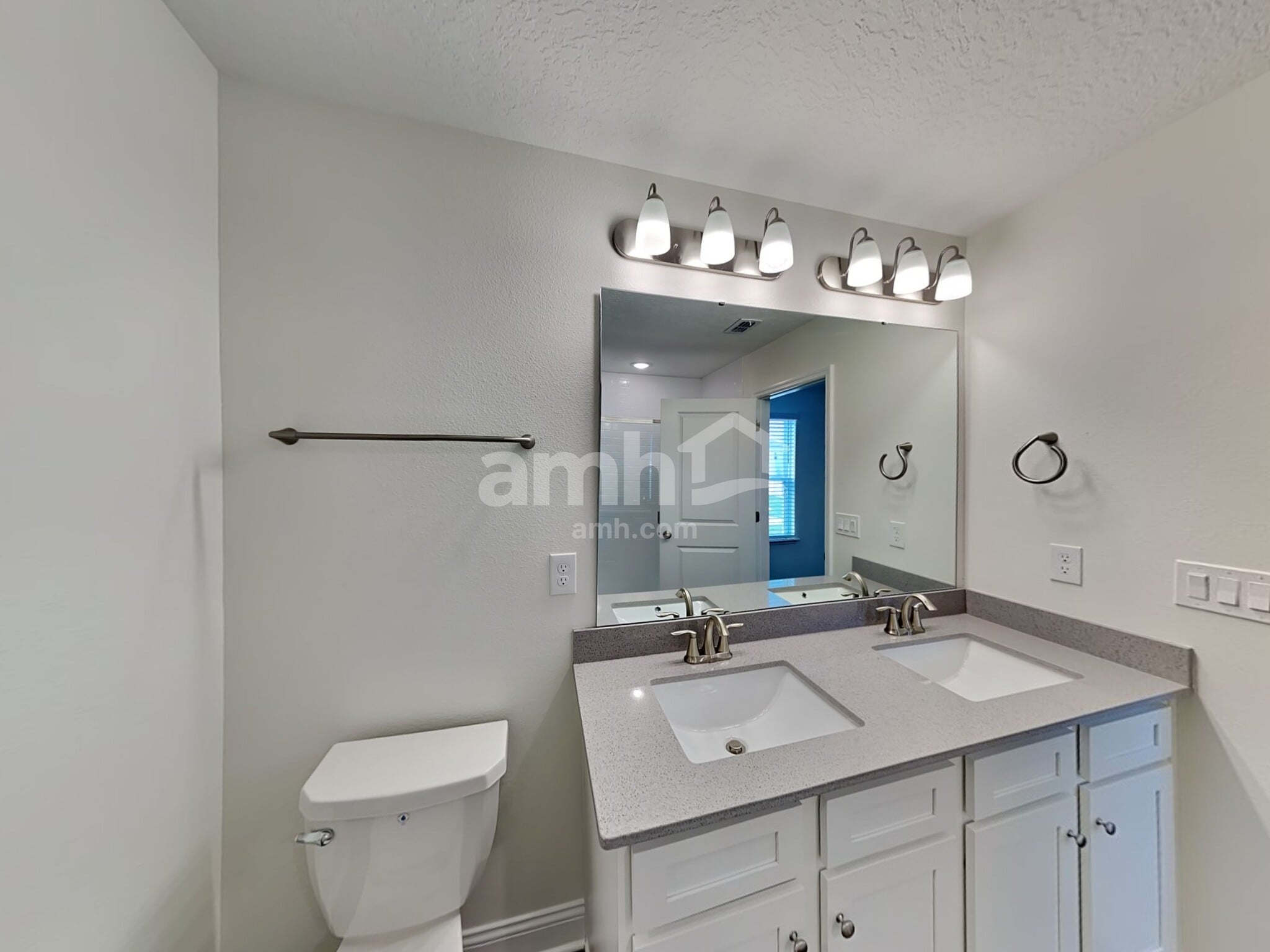 Building Photo - 6107 Little Blf Cir