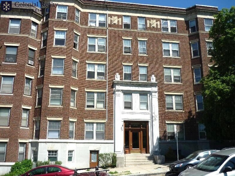 Primary Photo - 1450 Commonwealth Ave