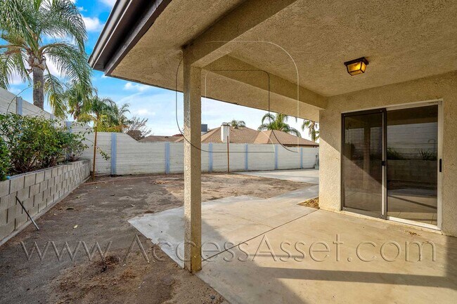 Building Photo - Hemet Rental with Attached Garage, Fireplace & Private Backyard