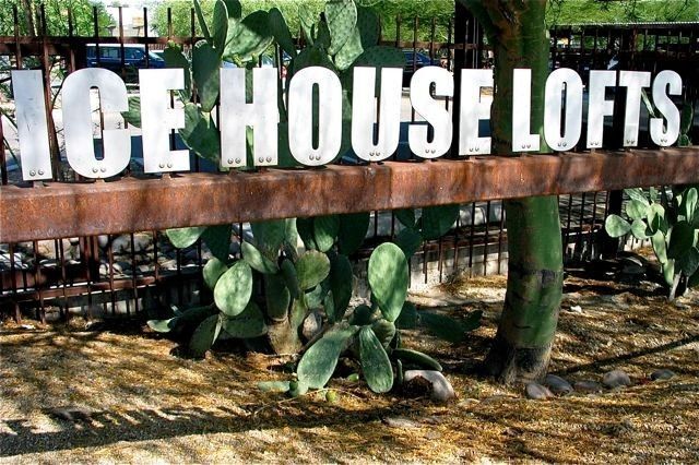 Primary Photo - 1001 E 17th St