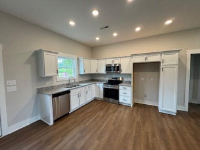 Building Photo - 708 Timothy Ln