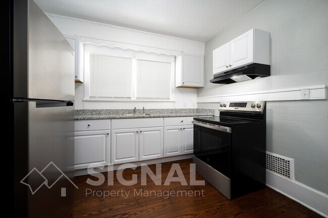 Building Photo - 1607 43rd Street Ensley