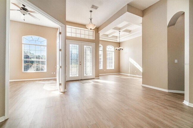 Building Photo - 6220 Hedgesparrows Ln