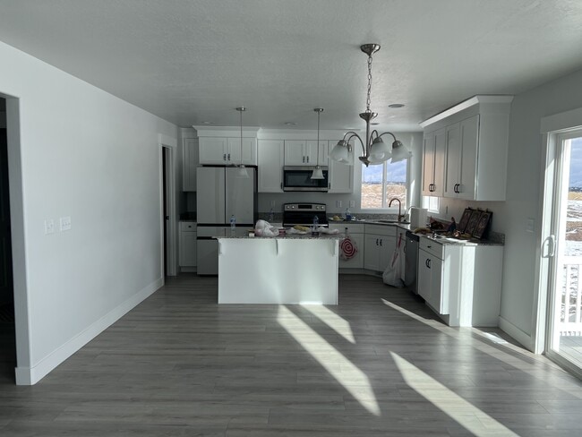 Building Photo - 12299 Boggs Wy