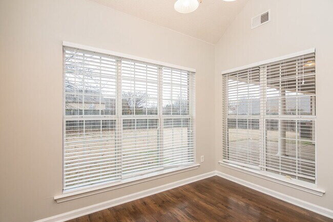 Building Photo - 5481 Evening Mist Dr