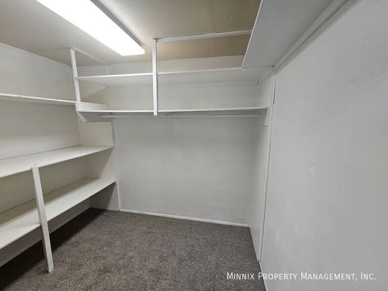 Building Photo - 3606 Tanner Dr