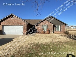 Building Photo - 316 W Lake Rd