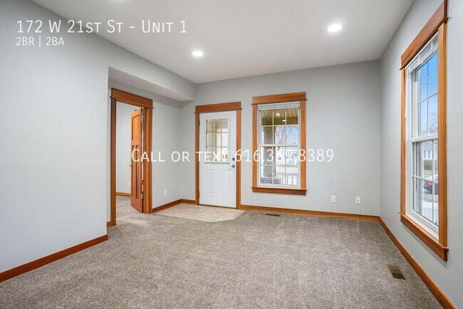 Building Photo - 172 W 21st St