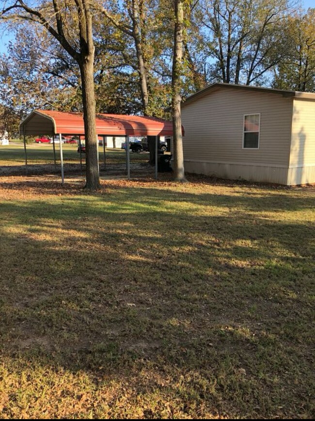 Building Photo - 1349 N Juanita Rd