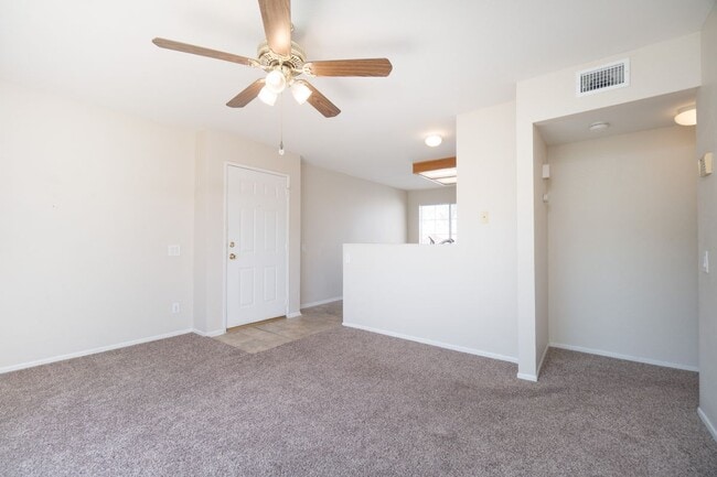 Building Photo - 1365 Crafton Ave