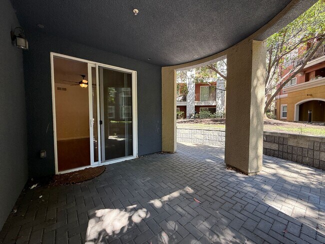 Building Photo - Modern 3 Bedroom 2 Bathroom Condo at the Monte Vista in Downtown San Jose