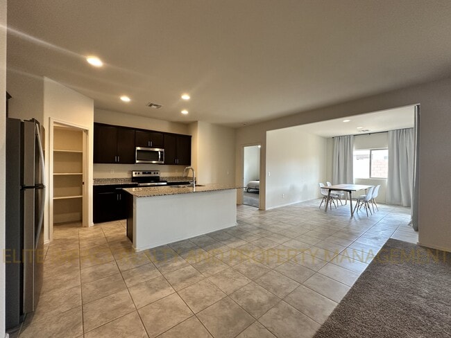 Building Photo - 6612 E Via De Los Compas