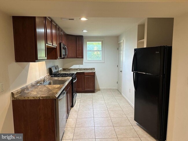 Primary Photo - 1372 Warrenton Rd