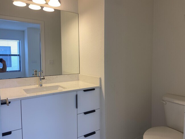 Building Photo - 359 Bella Sol Way