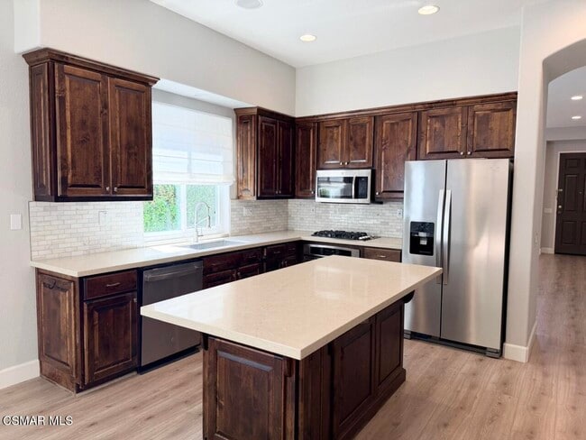 Building Photo - 4370 Camino De La Rosa