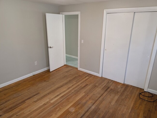 Building Photo - **West Warwick/Cowesett Single Family - $2...