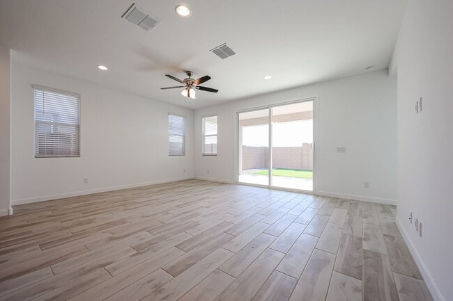 Building Photo - Recently Build 4-Bedroom Home in Goodyear with Upgrades & Resort-Style Amenities