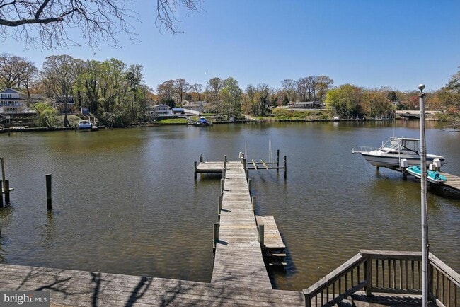 Primary Photo - 8364 Country Life Rd